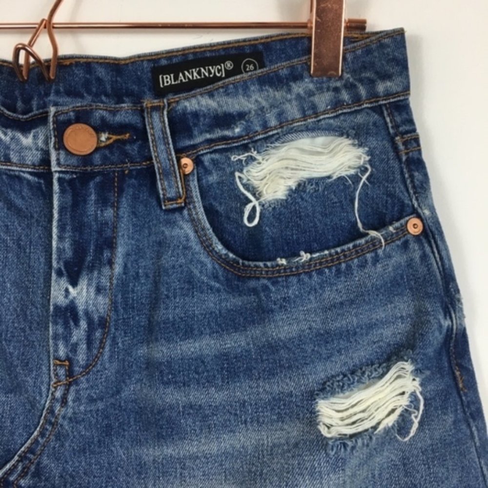 BLANKNYC Denim Frayed Hem Denim Skirt 26 I… - Picture 2 of 7